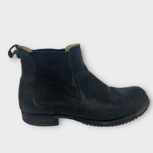 Frye Women’s‎ Black Leather Slip On Booties Distressed Fair Condition 9.5
